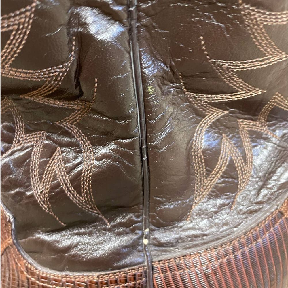 Classic Brown Western Cowboy Boots - Picture 3 of 7